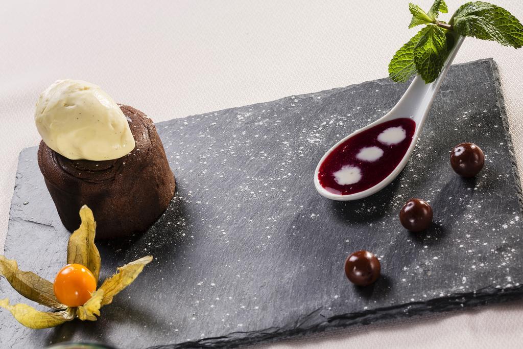 Le Vieux Logis Hotel Yvoire Ngoại thất bức ảnh